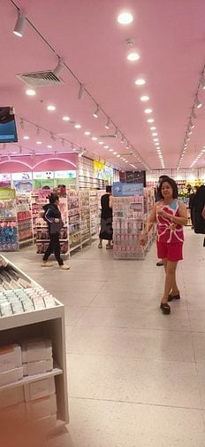 Tuyển dụng gấp 3 nhân viên sắp xếp hàng hóa lương tốt 