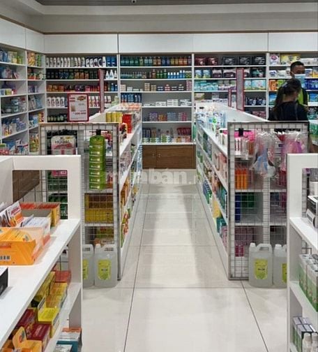 TUYỂN TẠP VỤ CHO CỬA HÀNG LÀM VIỆC LÂU DÀI
