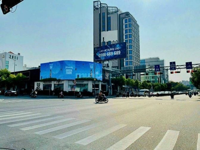 Siêu khan hiếm! 1000m2 Nhà góc 2 Mặt tiền Nguyễn Văn Trỗi. 