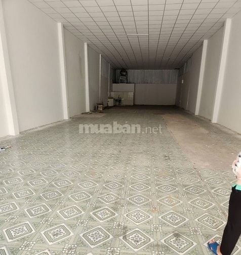 Cho thuê nhà MT Tô Ký, DT 8x40m trống suốt thuận tiện KD Bida, Gym ...