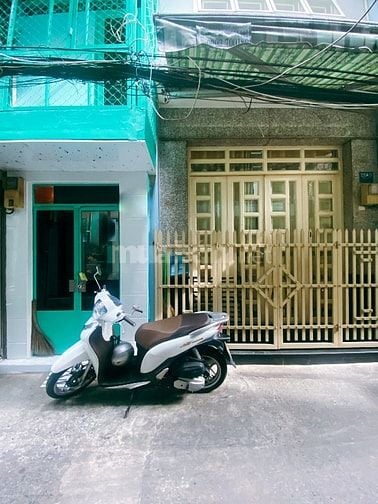HIẾM QUẬN 10 -HXH - 3 TẦNG - 4PN- SÁT CHỢ HOA KD TỐT