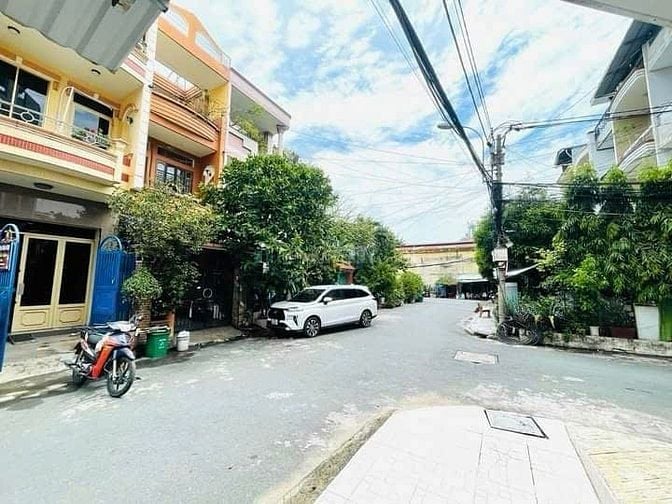 Bán nhà Quận 8 DT. 4*16m , HXT 3 tầng BTCT nhỉnh 6 tỷ