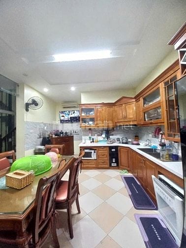 Bán gấp nhà đẹp Hai Bà Trưng, ngõ ô tô tránh, diện tích 60m², giá chỉ 