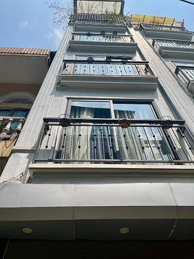 MẶT PHỐ CHÍNH THUỴ KHUÊ MẶT TIỀN RỘNG 4m GIÁ HƠN 6 CỦ