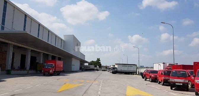 Cho thuê nhà xưởng 2 mặt tiền Số 2, KCN Vĩnh Lộc, P.BHHB, Q. Bình Tân.