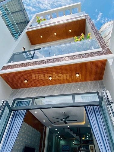 Bán nhà Huỳnh Tấn Phát P. Phú Thuận Q7 giá 2tỷ650tr DT 69.46m2. Sổ sẵn