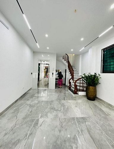 Nhà Đẹp Như KS Âu Cơ 59m Nở Hậu 5m 6T Thang Máy Giá:15 Tỷ Ô Tô Đỗ Cửa