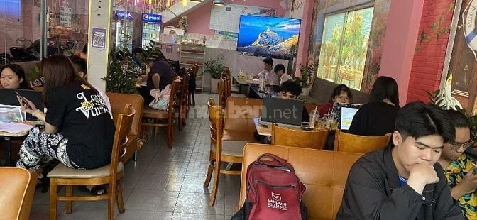 Sang quán Cafe 8x25 gần ĐH Công Nghiệp-Gò Vấp, doanh thu 4-5tr/ngày