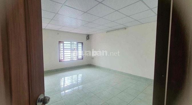 Cho thuê nhà hẻm 5m Võ Văn Kiệt Phường 5 Quận 5 giá 14 triệu – 61,6m2