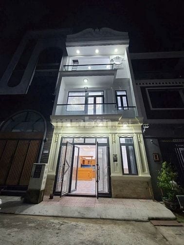 Bán nhà quận Bình Tân, diện tích 50m2 đường nhựa 6m