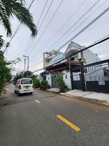Nhà mặt tiền kinh doanh sát khu đô thị vạn Phúc phường Hiệp Bình Phước