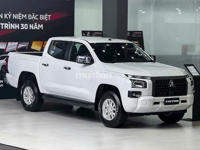 BÁN TẢI PICK UP TRITON GLX 2.4L AT MÁY DẦU, XE SẴN GIAO NGAY- ĐỦ QUÀ