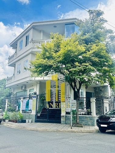 Villa Căn Góc Khu vực Người Hàn Quốc Sinh Sống . Phù Hợp Kinh Doanh