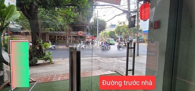 Cho thuê mặt bằng - ngay Ngã 3, Quận Tân Bình