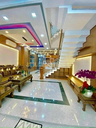 Chủ hạ giá bán gấp nhà 3 tầng 120m2-mặt tiền đường Kha Vạn Cân, phường