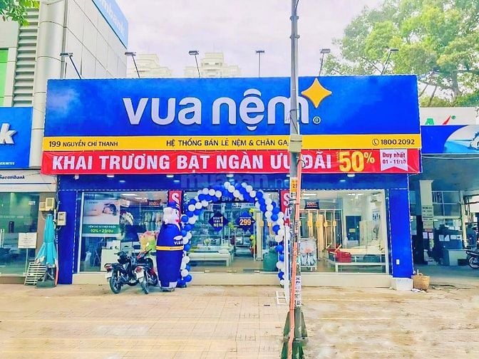 ❇️❇️❇️ Cho Thuê Nhà GÓC 2MT: 199 Nguyễn Chí Thanh - Quận 5 ( 12x10m )