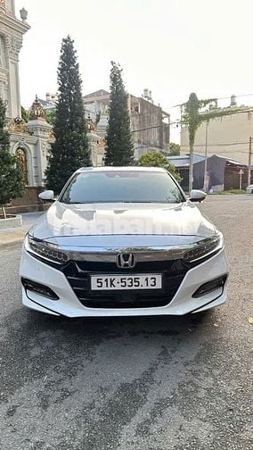 Honda Accord 1.5 Sensing Vin 2022 màu trắng xe cực mới 