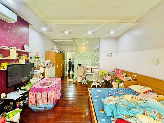 75m2 nhà phố phân lô cao cấp giữa trung tâm thành phố (Thảm Len - 94 T