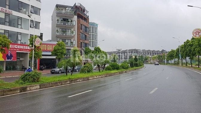 Bán đất Tư Đình, 50m2, MT: 4m, ô tô vào trong đất, cách phố 20m