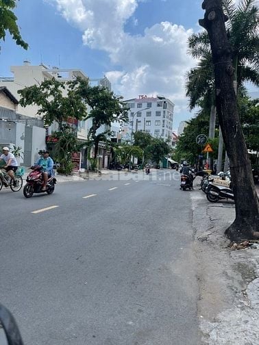 Bán Nhà Thảo Điền, Thủ Đức. MT Trần Văn Sắc 4,6mx 21m = 98m, 13PN, Đ8m