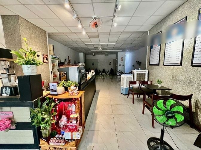 Sang gấp quán cafe mặt tiền chung cư Gò Vấp sầm uất 