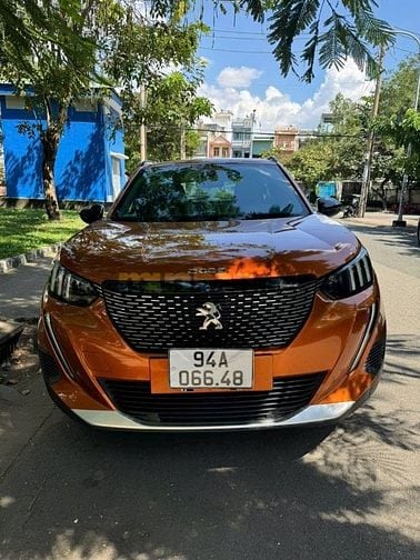 Peugeot 2008 Gt-Line Vin 2021 màu cam xe đi lướt 