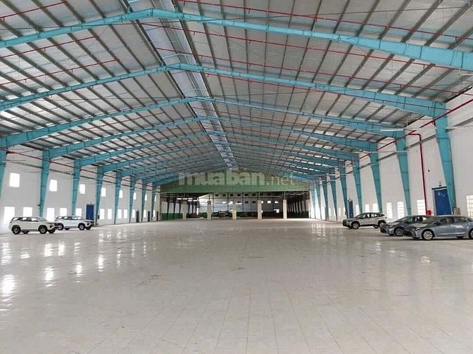 Cho thuê kho xưởng 5200m2 Bến Lức, Long An, KV: 10.000m2, giá : 55k/m2