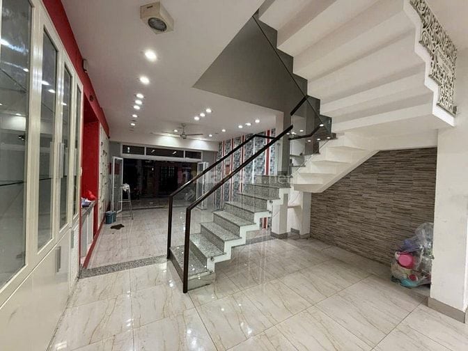 Bán nhà riêng tại Trần Mai Ninh, 15 tỷ, 93m2, view đẹp