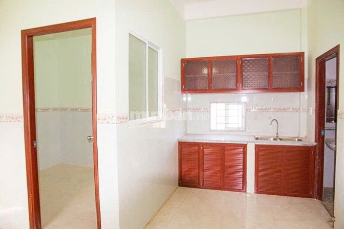 Chính chủ cho thuê căn hộ đẹp ngay đường Bùi Quang Là, 64m², 2 phòmg