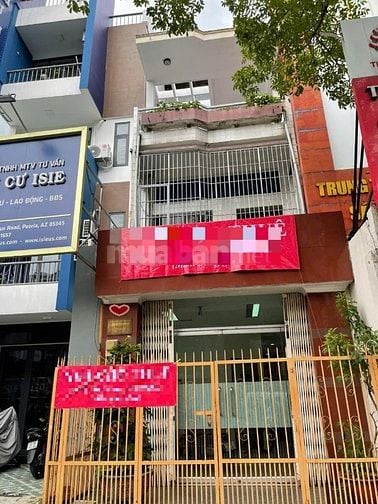 Cho thuê nhà MT Đường 3/2 P.14 Quận 10 giá 45 triệu – 64m2