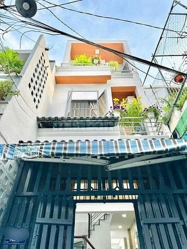 Rao bán nhà Tôn Đản, Q4 xây 3 tầng 68m2. Gần UBND, sổ sẵn, hẻm 5m