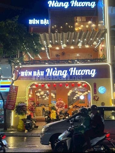 Chính chủ Bán nhà mặt tiền Vườn Lài,Q. Tân Phú- - Diện tích: 8m x 18m 