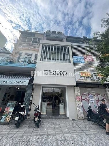 CHO THUÊ NHÀ MT LÊ LỢI , NGAY TAKASHIMAYA , 4.5*23 : 3 TẦNG