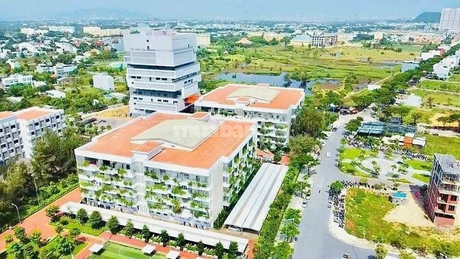 Bán Lô đất vị trí đẹp ngay sát Đại học FPT