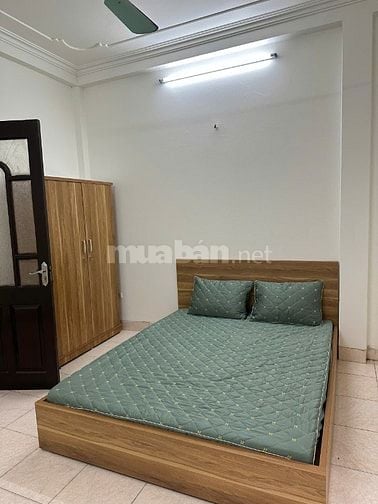 Cho thuê nhà phố Tây Sơn, gần đại học Thủy Lợi, Công Đoàn, DT25m2*5T