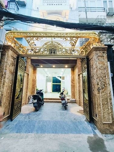 Bán nhà mặt phố Nguyễn Khuyến Hà Đông, kinh doanh vô địch, 110m2, mt 5