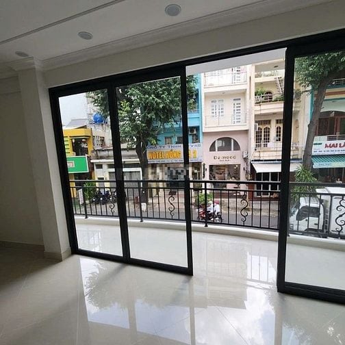 Cho thuê nhà MT Nguyễn Thái Bình P.4 Quận Tân Bình giá 28 triệu – 40m2