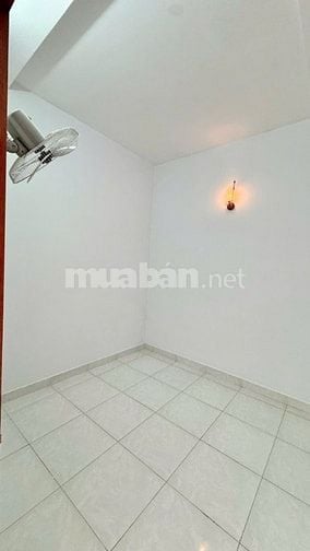 Bán nhà riêng ngay Lê Văn Qưới 100m2 đường 6m thông 