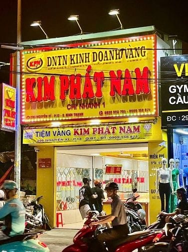 Bán nhà 2 Tầng, MT Nguyễn Xí, P13, Bình Thạnh, DT 4,2x28m Giá 18,5 tỷ 