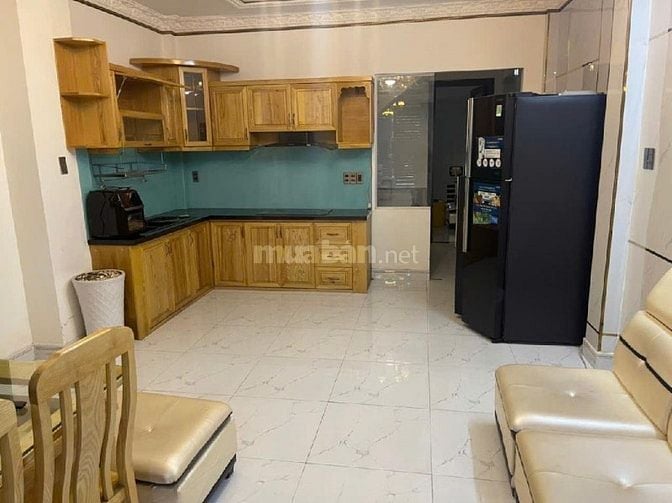 Nhà mặt tiền đường kinh doanh Phường Phú Thuận Quận 7. 46 M2 .3PN ôtô