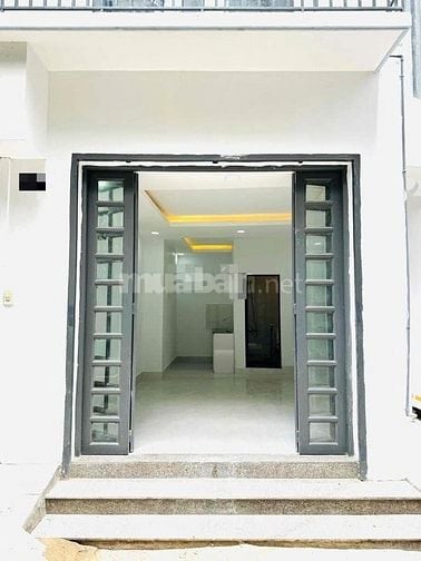 Cho thuê nhà hẻm 4m Cách Mạng Tháng 8 P.15 Quận 10 giá 7 triệu – 24m2