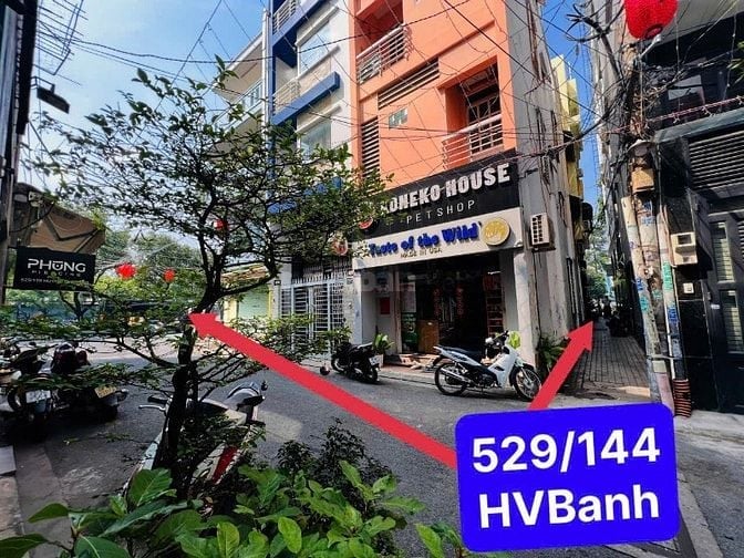 Bán nhà 1222A Trường Sa Phú Nhuận, cách Mặt tiền 1 căn siêu vị trí