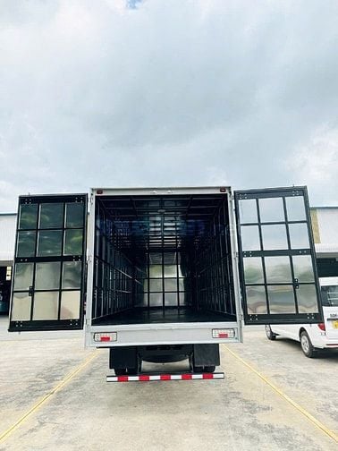 MITSUBISHI FUSO FI1317RL THÙNG KÍN (VÁCH INOX430),  GIÁ ƯU ĐÃI CỰC TỐT