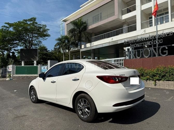 cần bán Mazda 2 1.5 AT Luxury sx- 2020 màu trắng, Xe đẹp ngay chủ bán