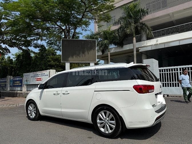 Cần bán KIA Sedona sản xuất 2015, Xe gia đình chính chủ bán