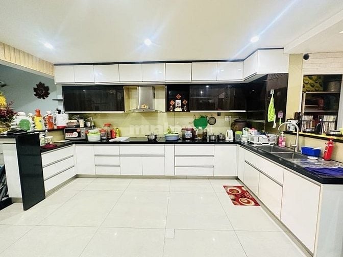 Bán Nhà Mặt Tiền - Nguyễn Sơn - Tân Phú - 100M2 - 6 Tầng - Nhỉnh 18 Tỷ