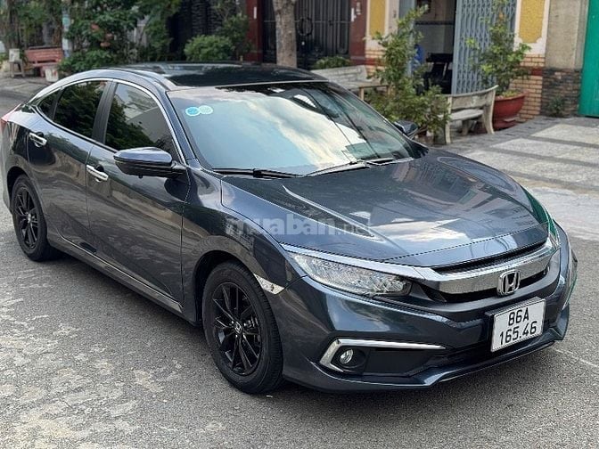 Honda Civic 1.8G Vin 2020 Đk T1/2021 màu xanh xe cực đẹp 