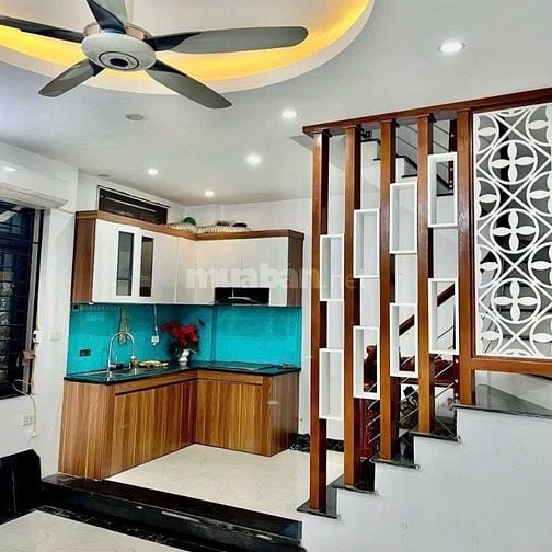 🏠 Nhà Đẹp Gần Trịnh Văn Bô – 32m², Mặt Tiền 4m, 5 Tầng – Giá Chỉ 3.9 