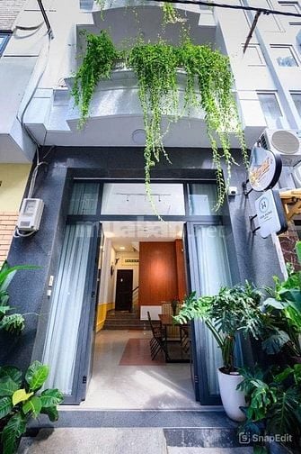 Nhà Ng Trãi,Ngay New World Hotel,Vòng Xoay Phù Đổng,5 Tầng,9PN