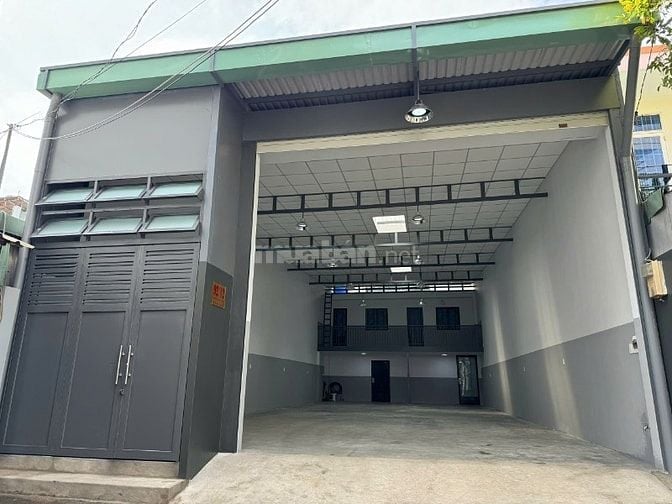 Cho thuê kho mới xây, 92/12 Hà Thị Đát, P.Tân Quý, 8x25m, có 4 phòng